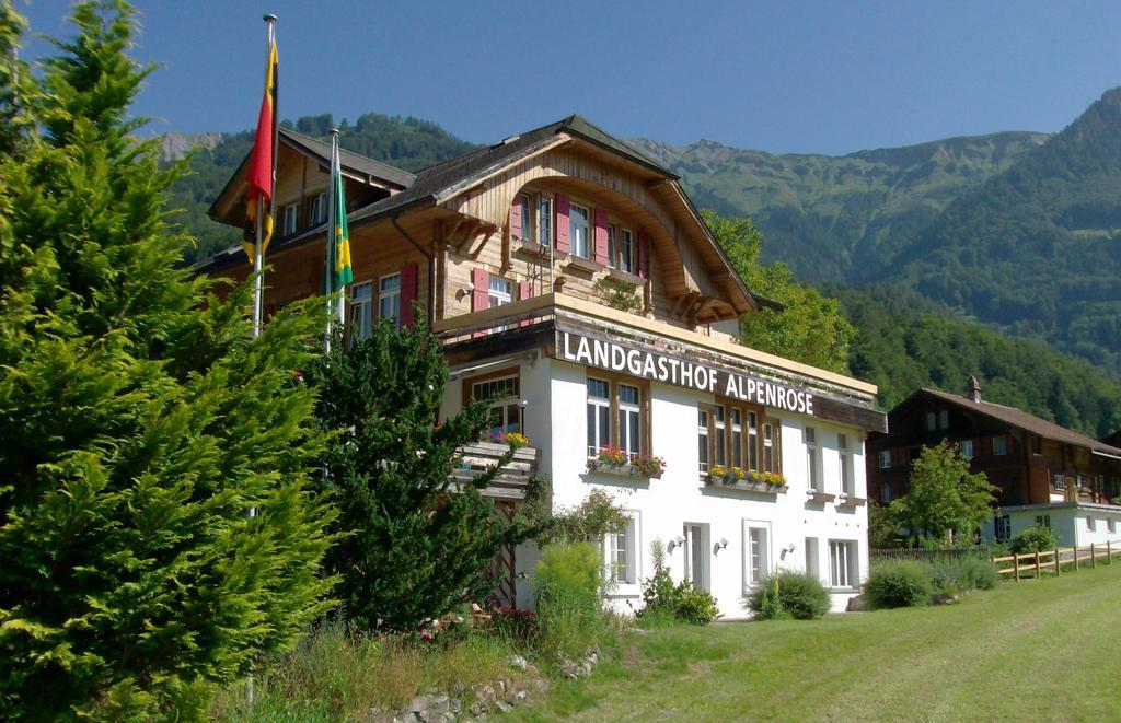 Hotel Alpenrose Beim Ballenberg Hofstetten bei Brienz 外观 照片